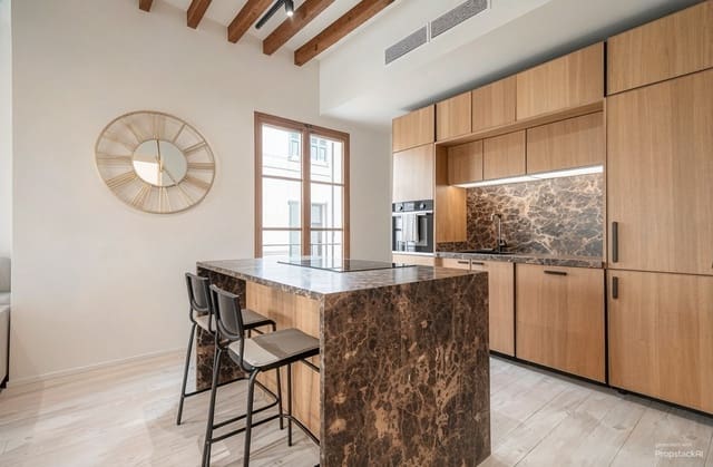 2 soveværelse Lejlighed til salg i El Sindicat, Palma de Mallorca - € 829.000 (Ref: 10070986)