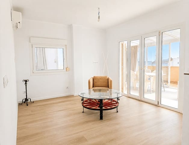 2 quarto Penthouse para arrendar em Cala Millor, Son Servera com garagem - 1 850 € (Ref: 10076823)