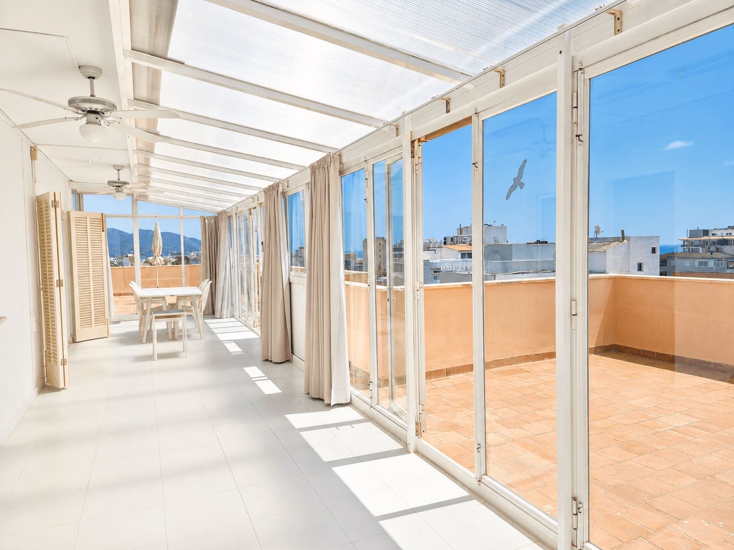 2 quarto Penthouse para arrendar em Cala Millor com garagem - 1 850 € (Ref: 10076823)