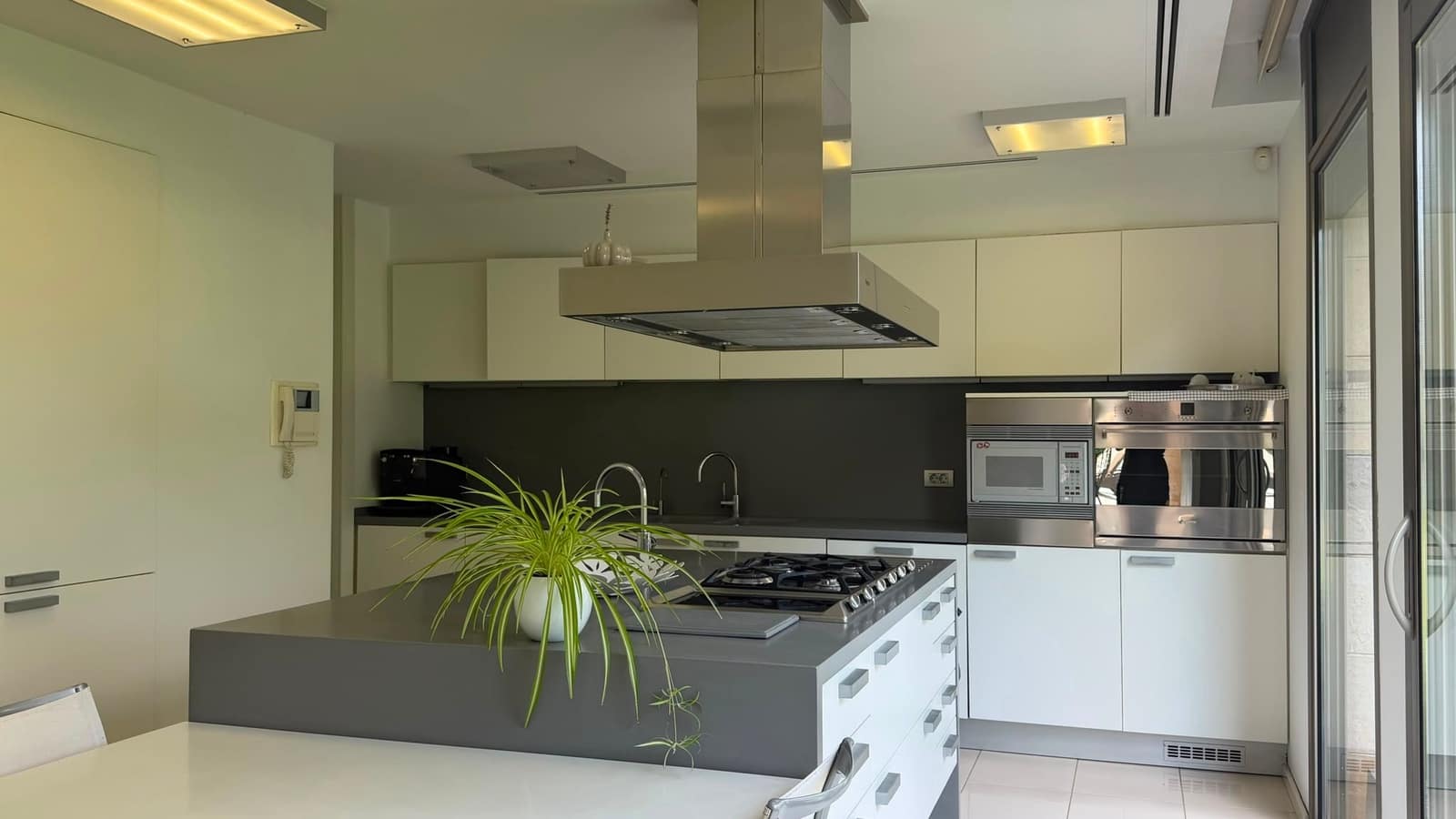 7 sypialnia Willa na sprzedaż w Miasto Barcelona z basenem garażem - 10 000 000 € (Ref: 10080058)