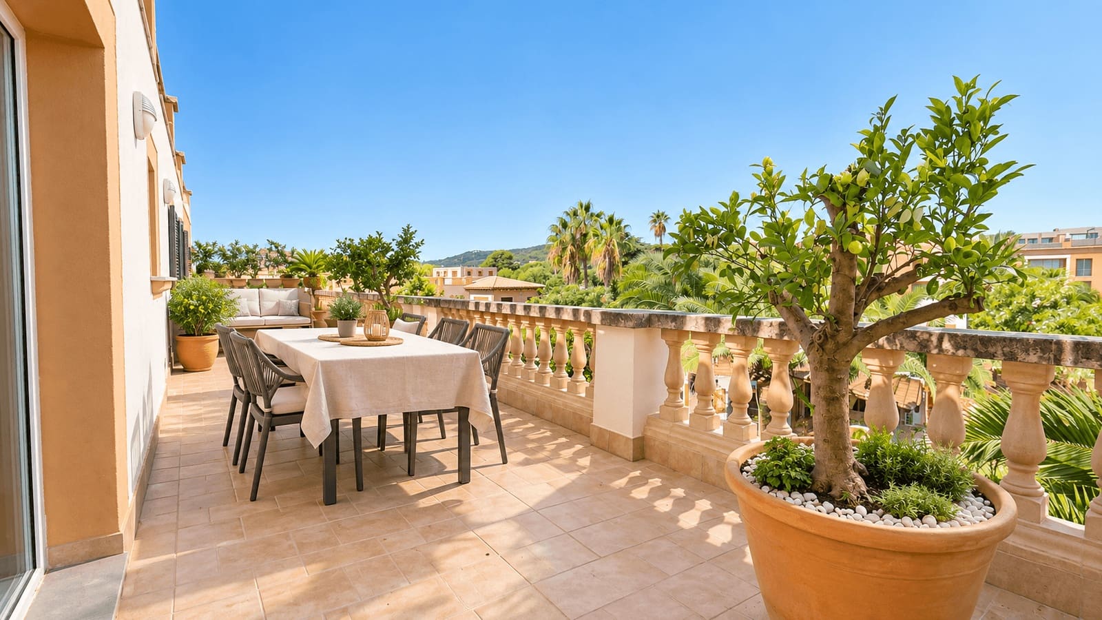 Penthouse de 3 chambres à louer à Port Verd avec piscine - 2 800 € (Ref: 10080260)