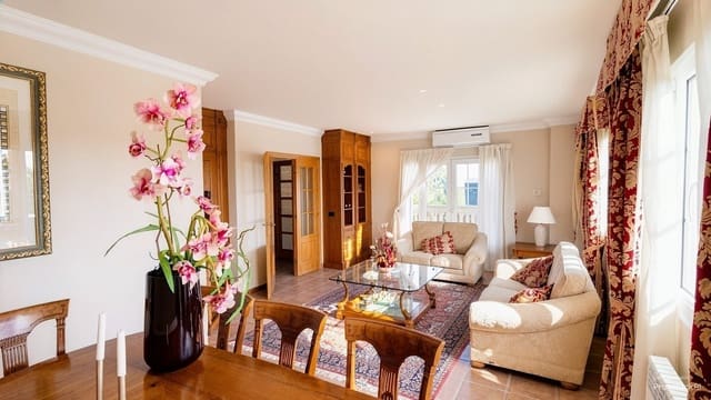 5 chambre Villa/Maison à vendre à Son Macia, Manacor avec piscine garage - 1 260 000 € (Ref: 10090061)