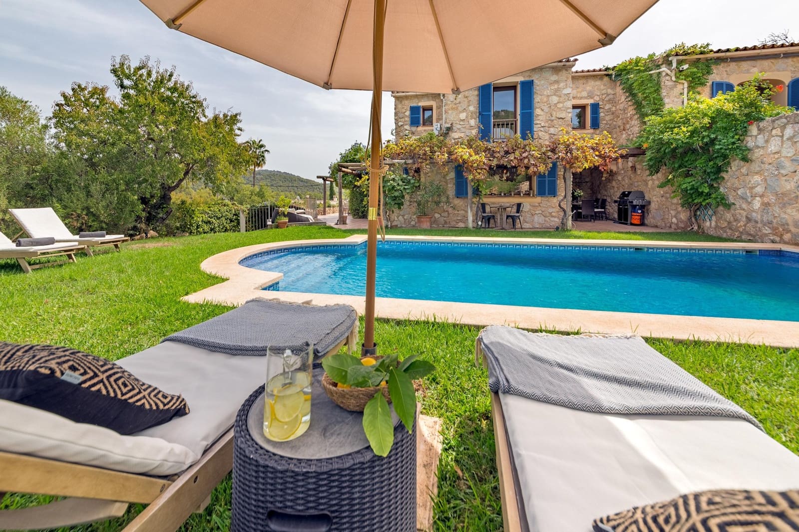 3 slaapkamer Finca/Landhuis te koop in Es Capdella met zwembad garage - € 1.995.000 (Ref: 10091333)
