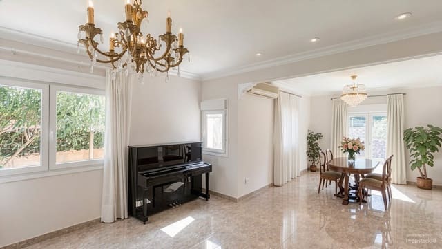 8 sypialnia Willa na sprzedaż w Manacor z basenem garażem - 1 700 000 € (Ref: 10099640)