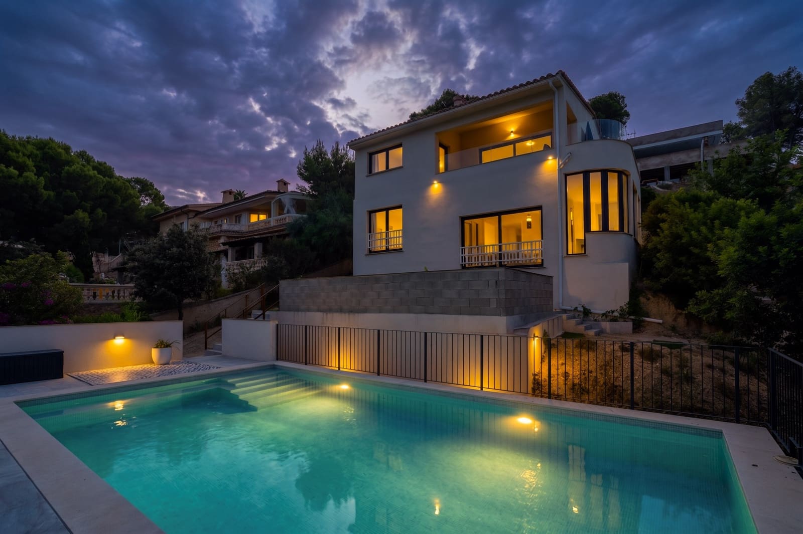 4 soverom Villa til salgs i Costa de la Calma med svømmebasseng garasje - € 1 790 000 (Ref: 10124772)