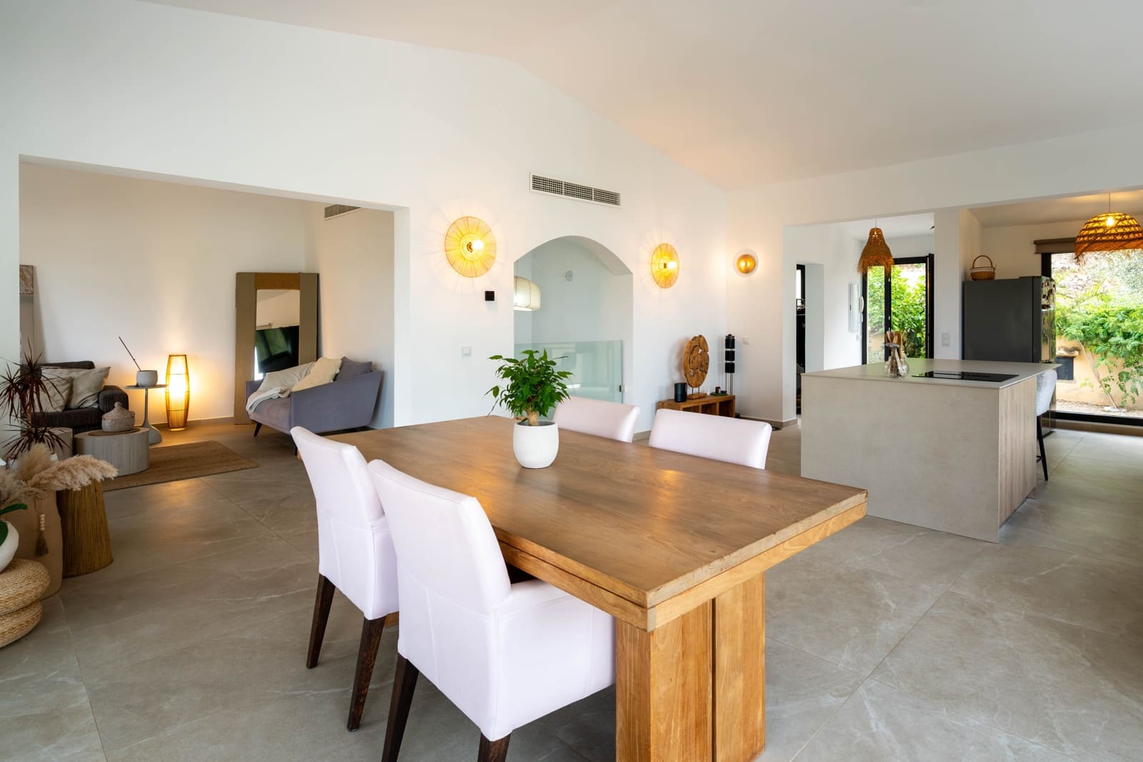 4 soverom Villa til salgs i Costa de la Calma med svømmebasseng garasje - € 1 790 000 (Ref: 10124772)