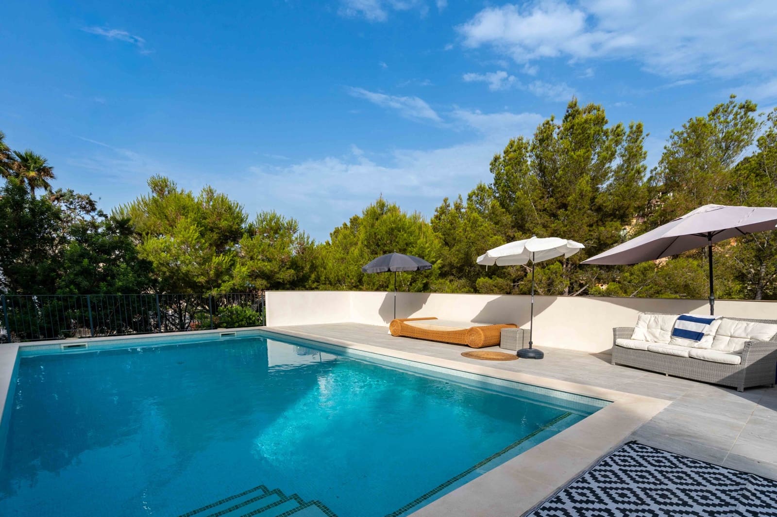 4 soverom Villa til salgs i Costa de la Calma med svømmebasseng garasje - € 1 790 000 (Ref: 10124772)