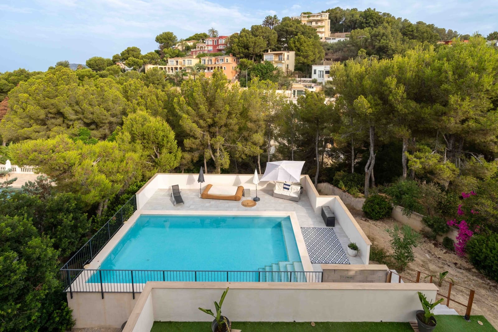 4 soverom Villa til salgs i Costa de la Calma med svømmebasseng garasje - € 1 790 000 (Ref: 10124772)