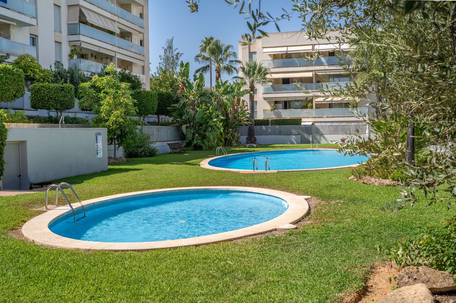 3 sovrum Takvåning till salu i Palmanova med pool garage - 1 340 000 € (Ref: 10130401)