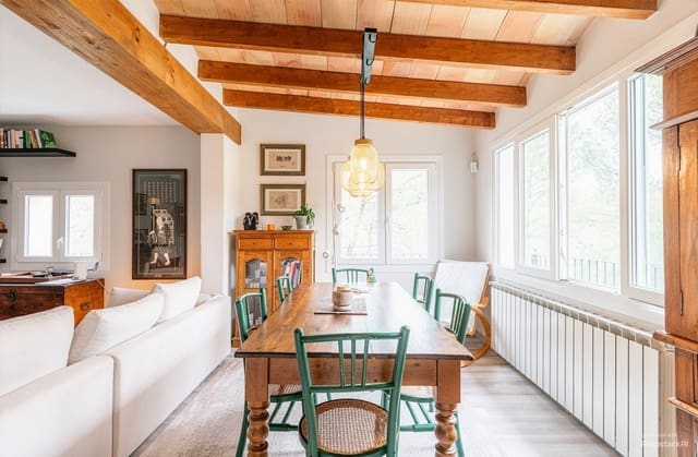 3 soveværelse Finca/Landehus til salg i Puigpunyent med garage - € 749.000 (Ref: 10140314)