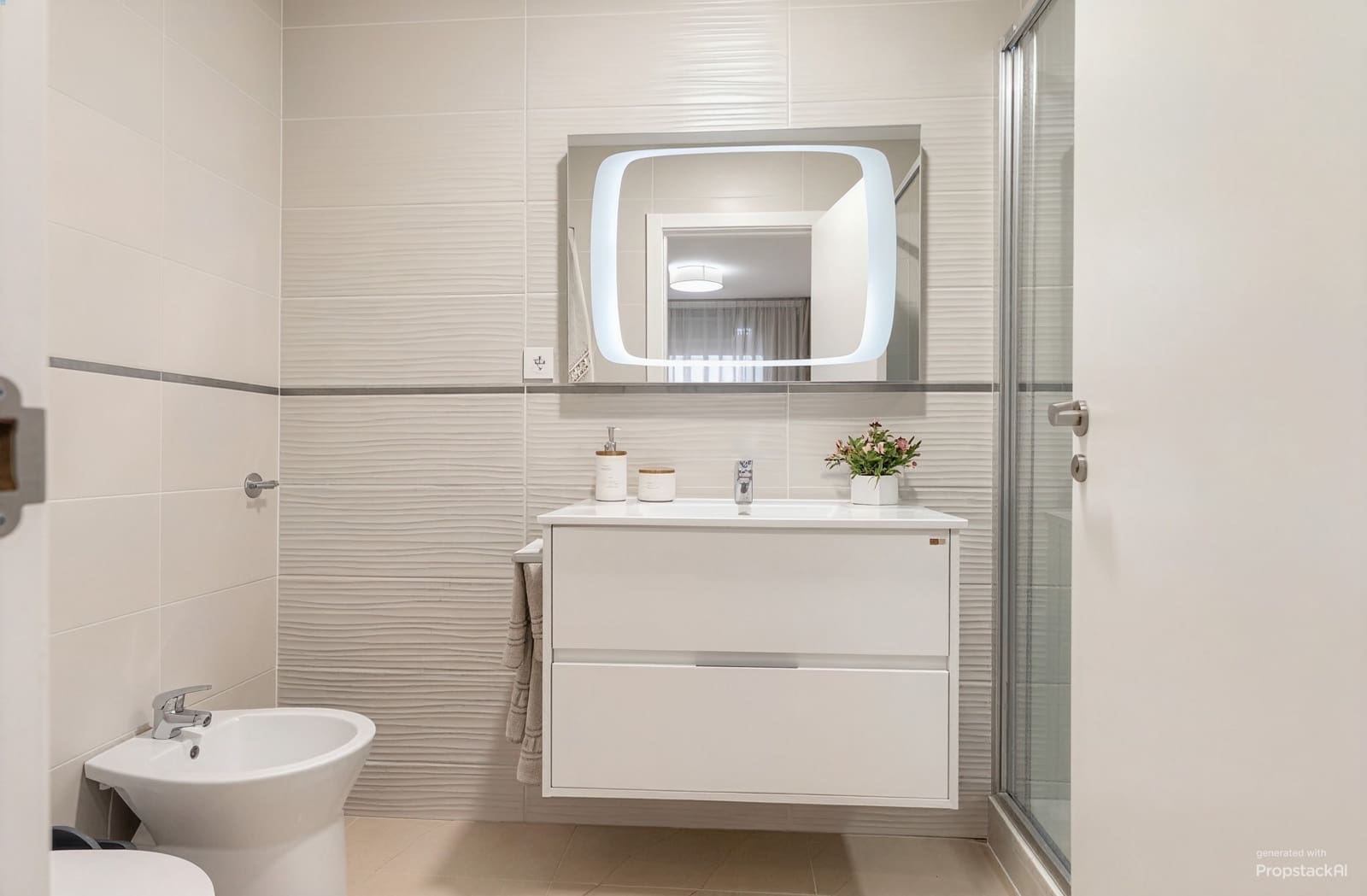 Apartamento de 2 habitaciones en Castelló de la Plana en venta con piscina garaje - 260.000 € (Ref: 10148181)
