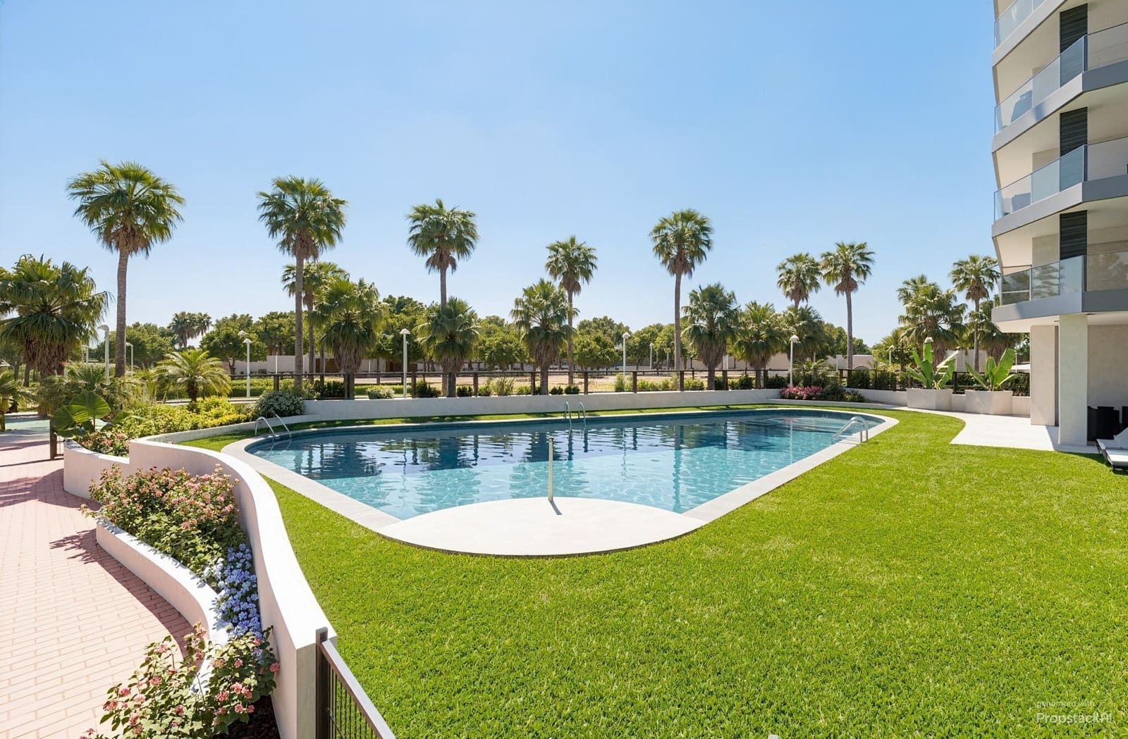 Apartamento de 2 habitaciones en Castelló de la Plana en venta con piscina garaje - 260.000 € (Ref: 10148181)