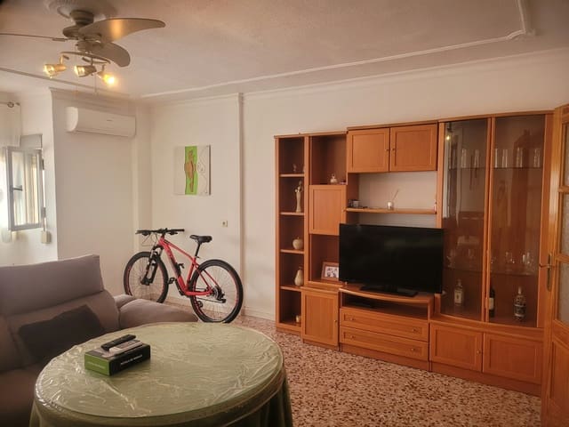 3 soveværelse Lejlighed til salg i San Pedro del Pinatar ciudad, San Pedro del Pinatar med garage - € 115.000 (Ref: 10150529)
