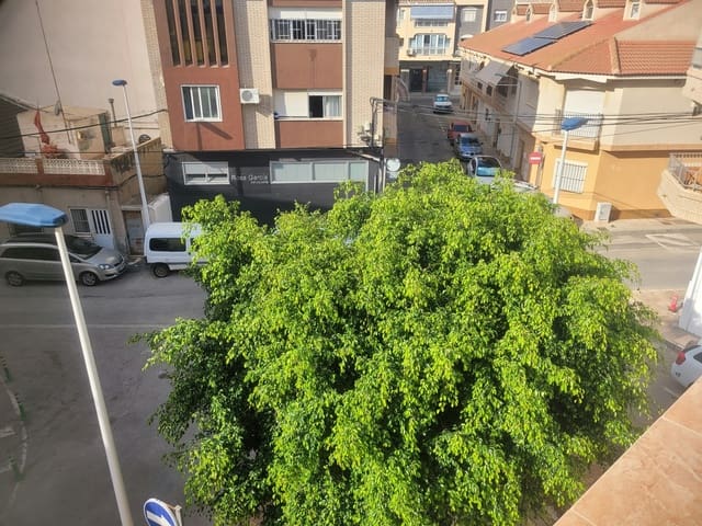 3 soveværelse Lejlighed til salg i San Pedro del Pinatar ciudad, San Pedro del Pinatar med garage - € 115.000 (Ref: 10150529)