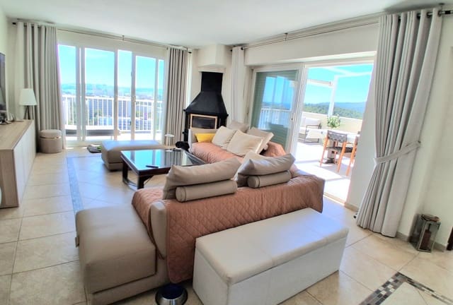 4 soverom Penthouse til salgs i Palmanova, Calvià med svømmebasseng garasje - € 890 000 (Ref: 10158104)