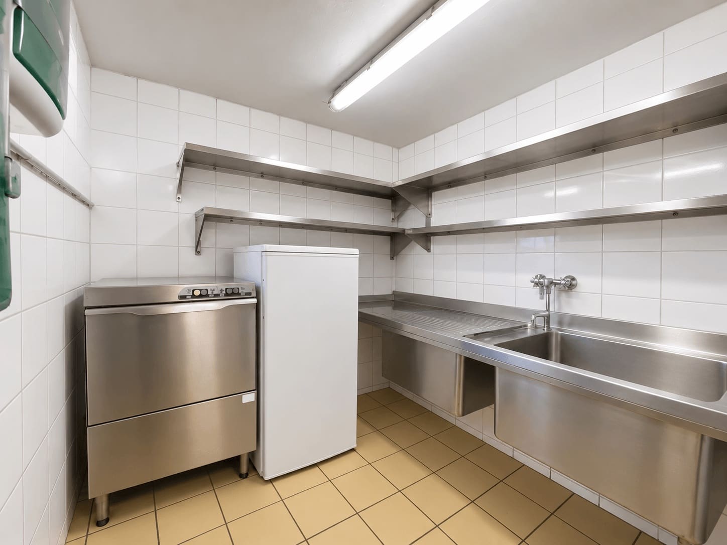Erhverv til salg i Peguera / Paguera - € 80.000 (Ref: 10165970)
