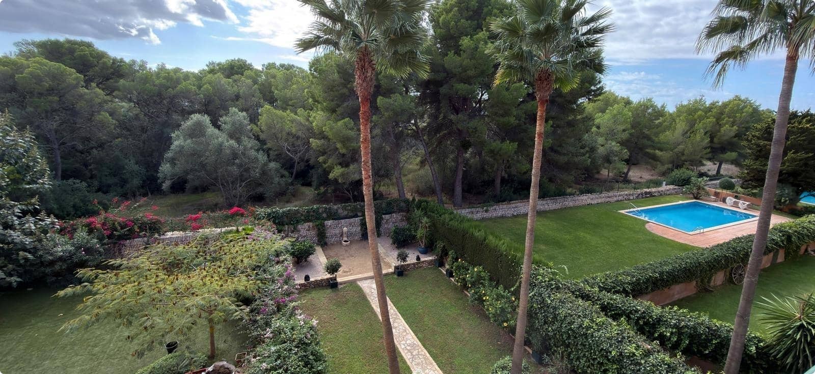 4 bedroom Apartment for sale in Maioris Decima with pool garage - € 799,900 (Ref: 10167079)