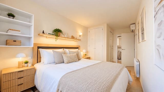 2 soverom Leilighet til salgs i Cala Ratjada, Capdepera med svømmebasseng garasje - € 339 000 (Ref: 10174801)