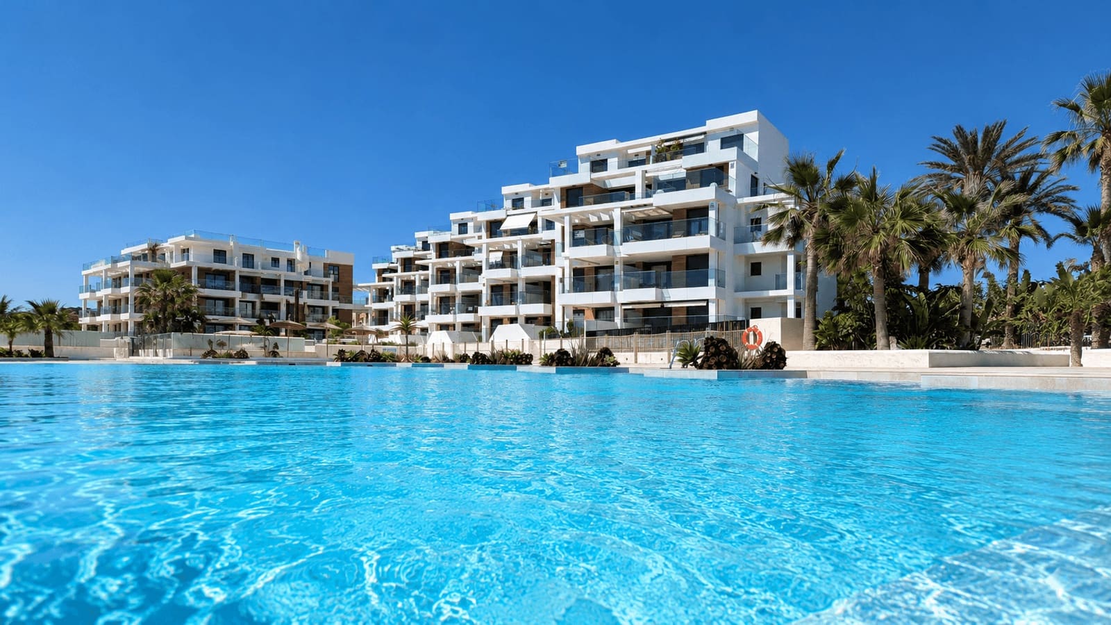 2 soverom Leilighet til salgs i Denia med svømmebasseng - € 379 000 (Ref: 10179486)