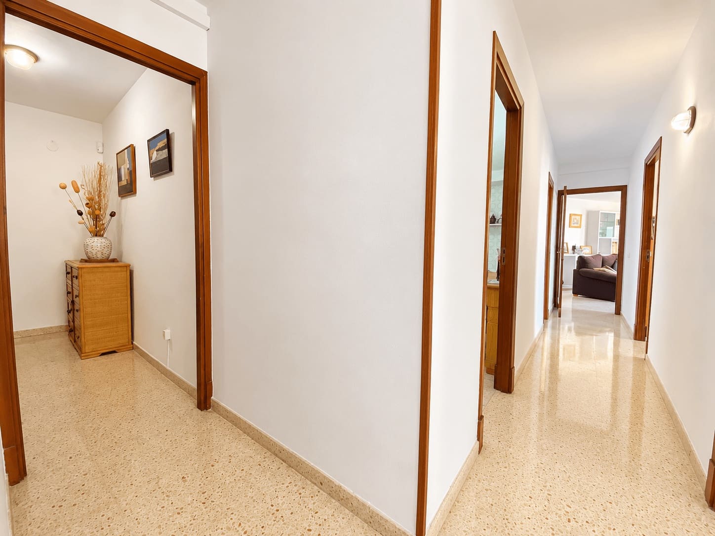 4 bedroom Apartment for sale in Palma de Mallorca - € 460,000 (Ref: 10183241)