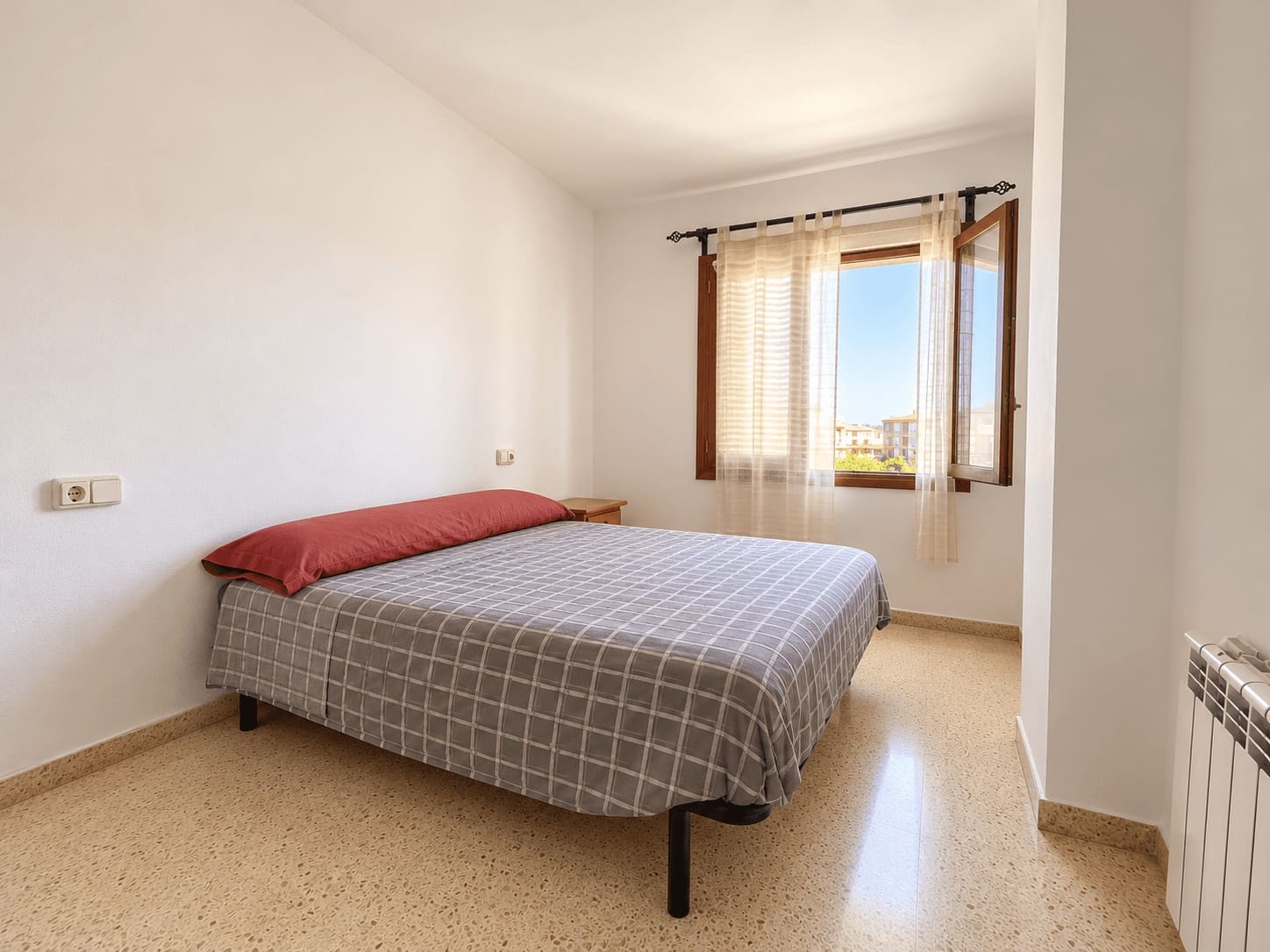 4 bedroom Apartment for sale in Palma de Mallorca - € 460,000 (Ref: 10183241)