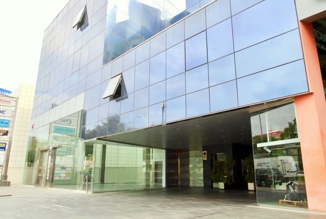 Erhverv til salg i La Indoteria (Urba), Palma de Mallorca med garage - € 310.000 (Ref: 7526607)