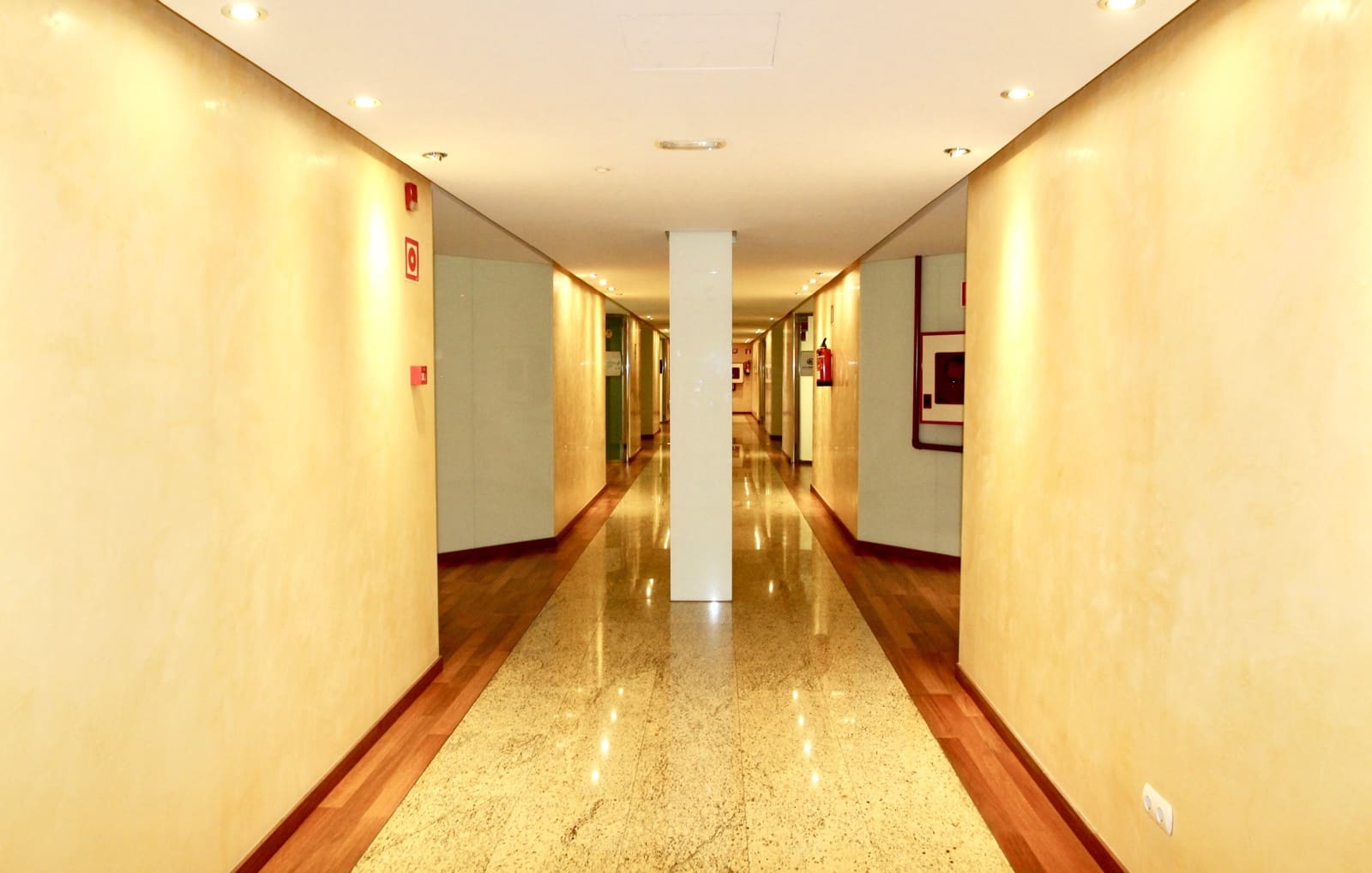 Erhverv til salg i Palma de Mallorca med garage - € 310.000 (Ref: 7526607)