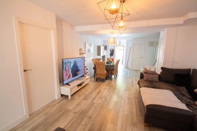 Adosado de 3 habitaciones en El Viver, Palma de Mallorca en venta con garaje - 645.000 € (Ref: 7526666)