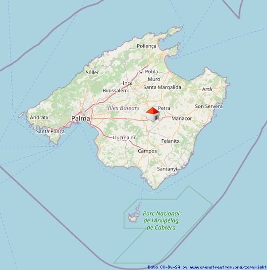 4 soveværelse Finca/Landehus til salg i Sant Joan med swimmingpool garage - € 467.000 (Ref: 7526792)