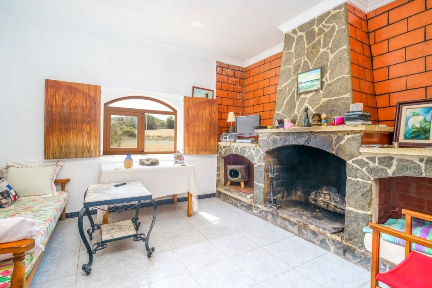 4 soveværelse Finca/Landehus til salg i Sant Joan med swimmingpool garage - € 467.000 (Ref: 7526792)