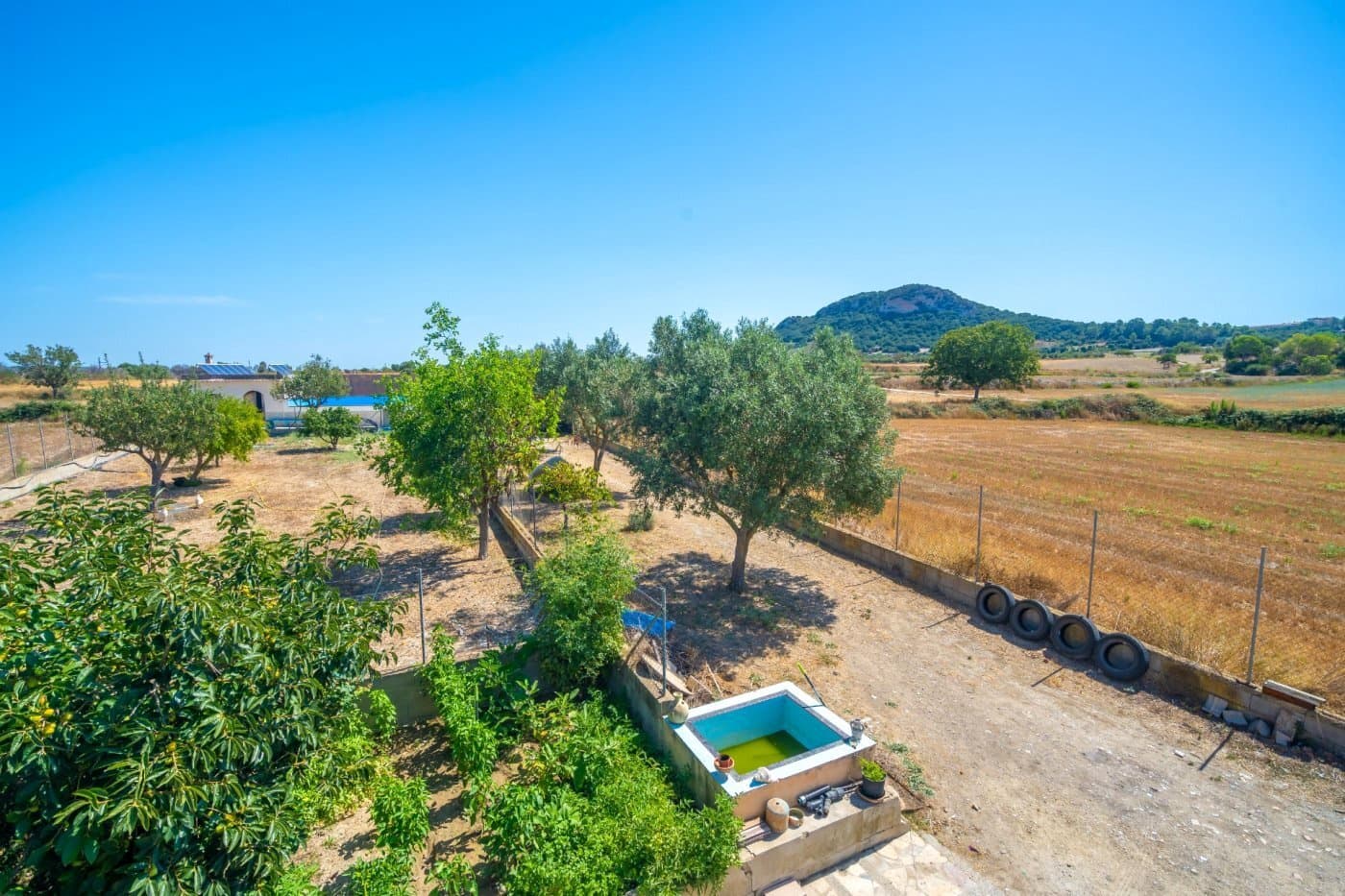 4 soveværelse Finca/Landehus til salg i Sant Joan med swimmingpool garage - € 467.000 (Ref: 7526792)
