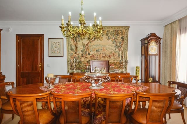 5 soverom Hus til salgs i Cala Ratjada, Capdepera med garasje - € 1 200 000 (Ref: 7618336)