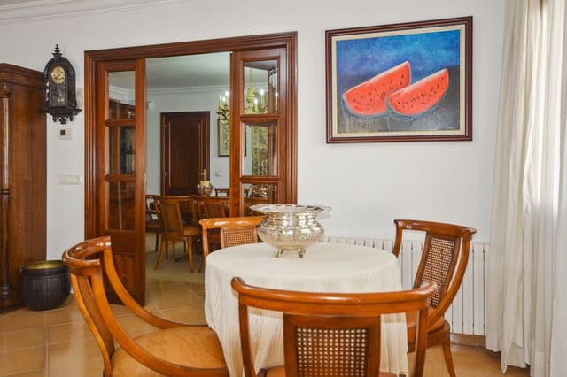 5 soverom Hus til salgs i Cala Ratjada, Capdepera med garasje - € 1 200 000 (Ref: 7618336)