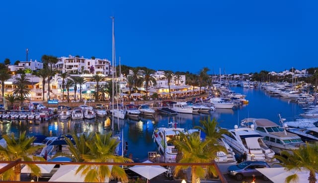 2 soveværelse Lejlighed til salg i Cala d'Or, Santanyí med swimmingpool garage - € 398.000 (Ref: 7692584)