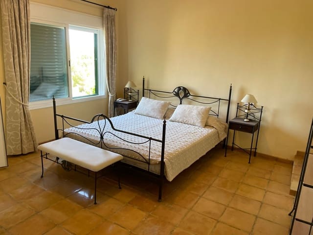 8 soveværelse Villa til salg i Son Veri Nou, Llucmajor med swimmingpool - € 1.200.000 (Ref: 7797820)