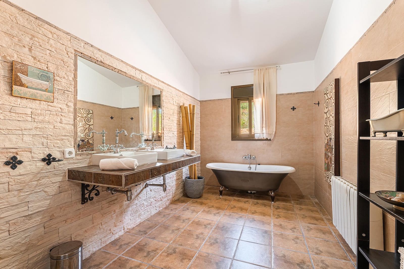 Chalet de 9 habitaciones en Puntiró en venta con piscina garaje - 2.621.000 € (Ref: 7853215)