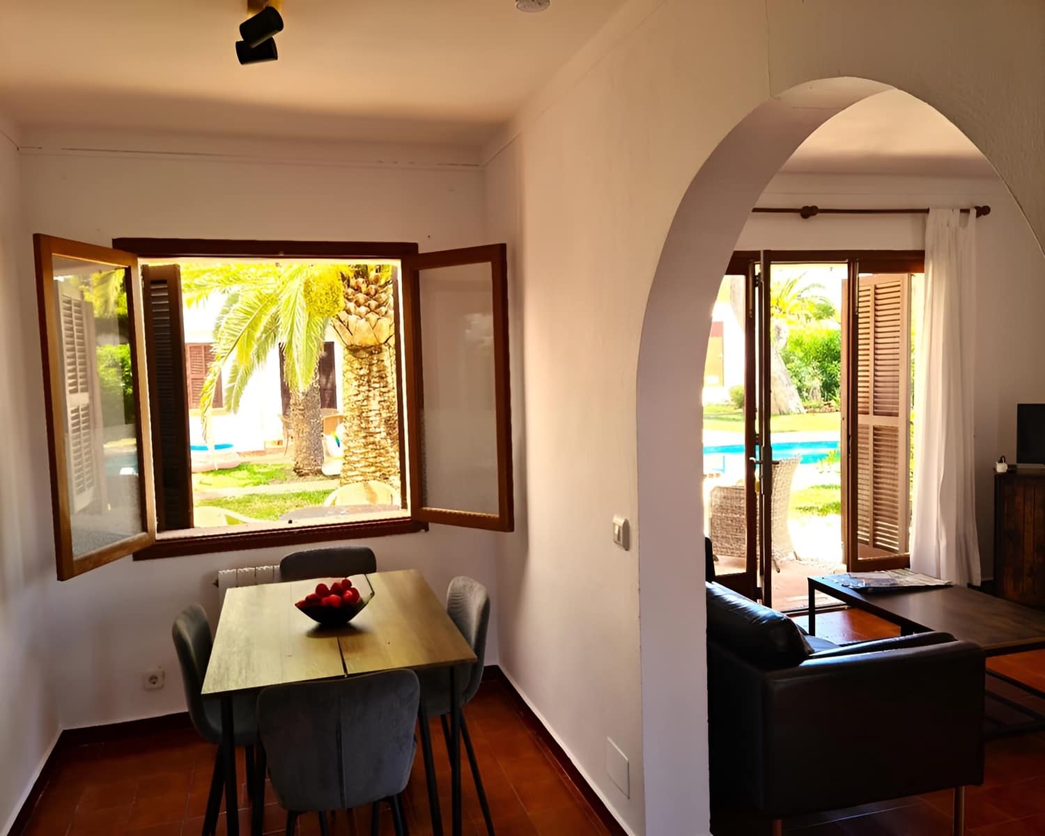 17 soveværelse Erhverv til salg i Cala d'Or med swimmingpool - € 3.600.000 (Ref: 7871306)