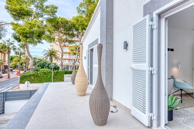 4 soveværelse Villa til salg i Playa de Palma, Palma de Mallorca med garage - € 1.700.000 (Ref: 7921837)