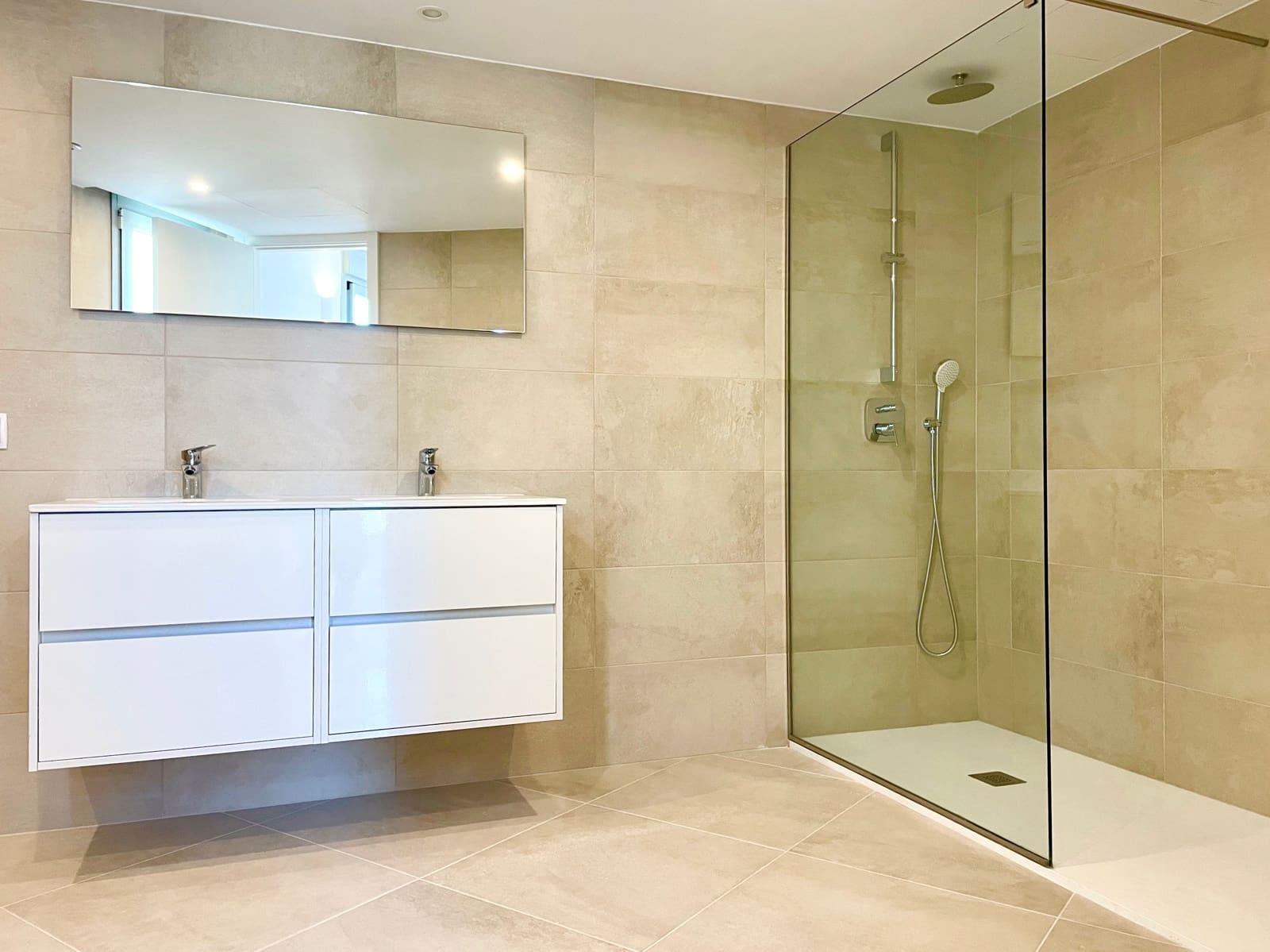 3 quarto Penthouse para venda em Palma de Mallorca com piscina garagem - 2 200 000 € (Ref: 7957372)