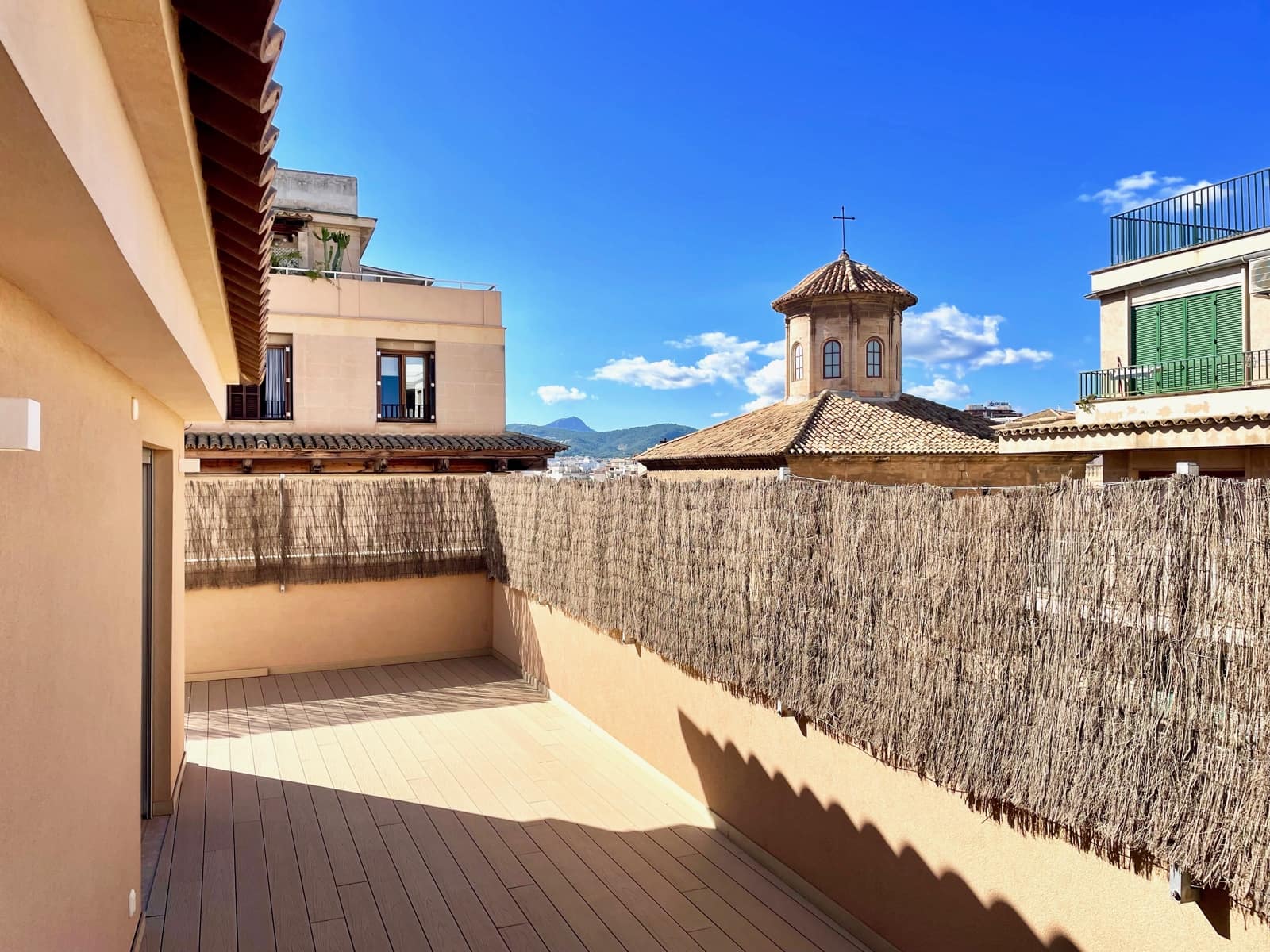 3 quarto Penthouse para venda em Palma de Mallorca com piscina garagem - 2 200 000 € (Ref: 7957372)
