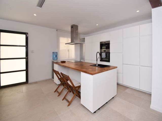 3 soveværelse Byhus til salg i Puerto de Andratx, Andratx - € 1.050.000 (Ref: 8200413)