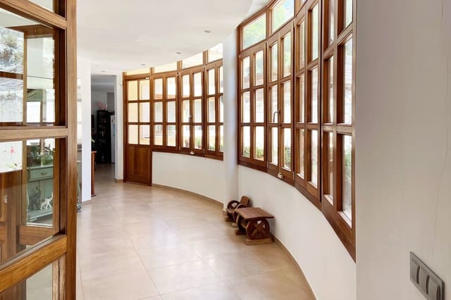 5 sovrum Villa till salu i Peguera / Paguera, Calvià med pool - 1 595 000 € (Ref: 8200425)