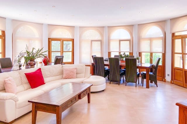 5 sovrum Villa till salu i Peguera / Paguera, Calvià med pool - 1 595 000 € (Ref: 8200425)