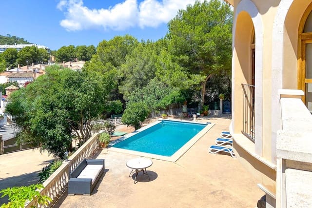 5 sovrum Villa till salu i Peguera / Paguera, Calvià med pool - 1 595 000 € (Ref: 8200425)