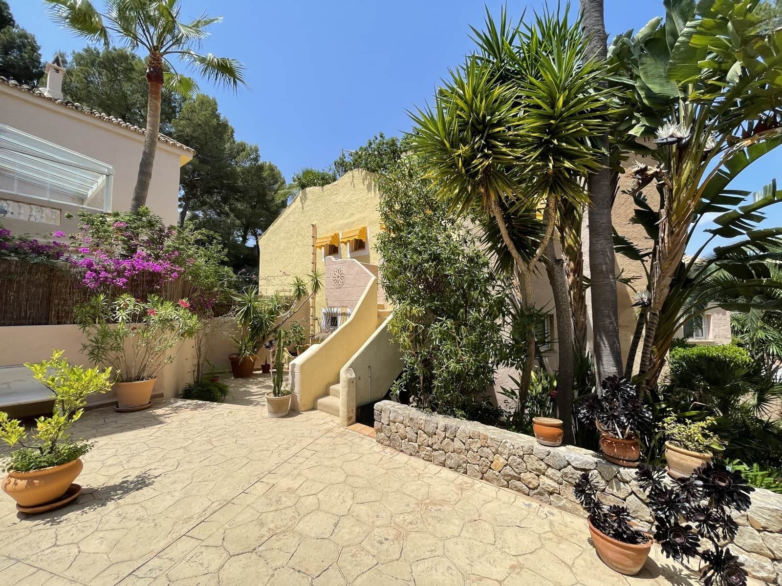 3 bedroom Penthouse for sale in Es Camp De Mar / El Camp De Mar with pool garage - € 1,450,000 (Ref: 8200426)