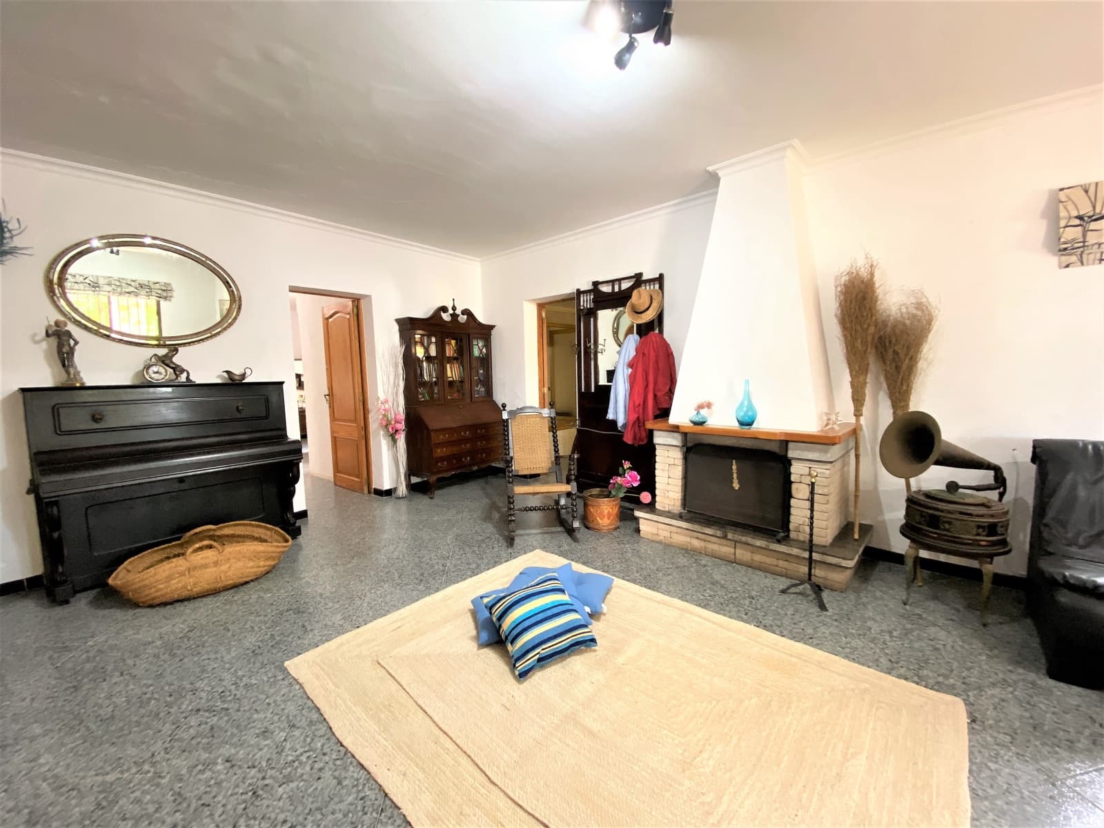 7 sovrum Villa till salu i Inca med pool garage - 950 000 € (Ref: 8215361)