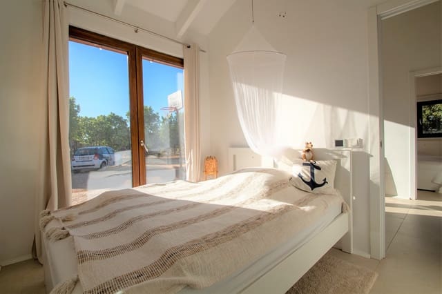 5 soveværelse Finca/Landehus til salg i Llucmajor med swimmingpool garage - € 2.200.000 (Ref: 8215365)