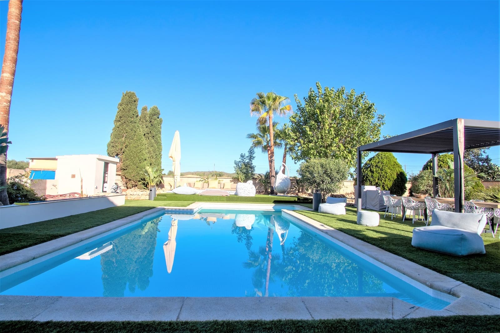 5 sovrum Finca/Hus på landet till salu i Llucmajor med pool garage - 2 200 000 € (Ref: 8215365)