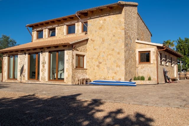 5 soveværelse Finca/Landehus til salg i Llucmajor med swimmingpool garage - € 2.200.000 (Ref: 8215365)