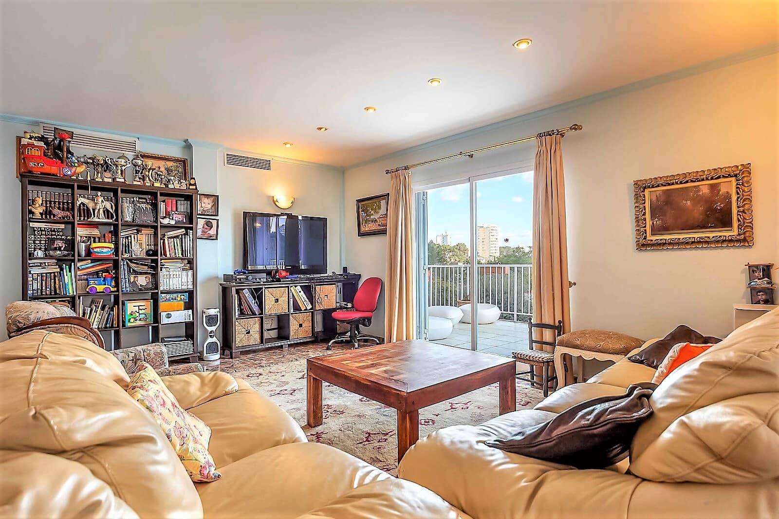 5 soveværelse Villa til salg i Palmanova med swimmingpool garage - € 3.000.000 (Ref: 8215368)